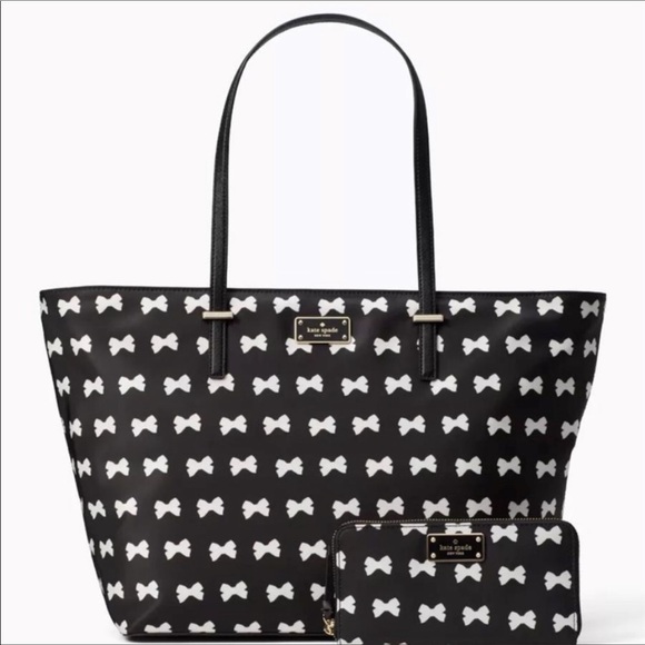 kate spade Handbags - NWT Kate Spade Wilson bow Margareta set 😍